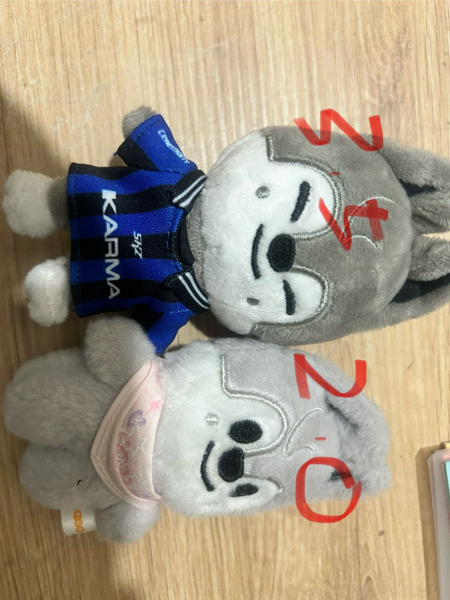 스키즈 포카 양도합니다
에눌⭕️
Only 반값,끼리,일반
디엠주세요

콘서트 팬미팅 스키즈포카 엠디 네시픽 한정반 인생 스트레이키즈 스키즈 스키주 방찬 리노 창빈 현진 한 필릭스 승민 정인 카르마 skz straykids bangchan leeknow changbin hyunjin han felix seungmin IN 시그 pcsell
Poka 콩키주