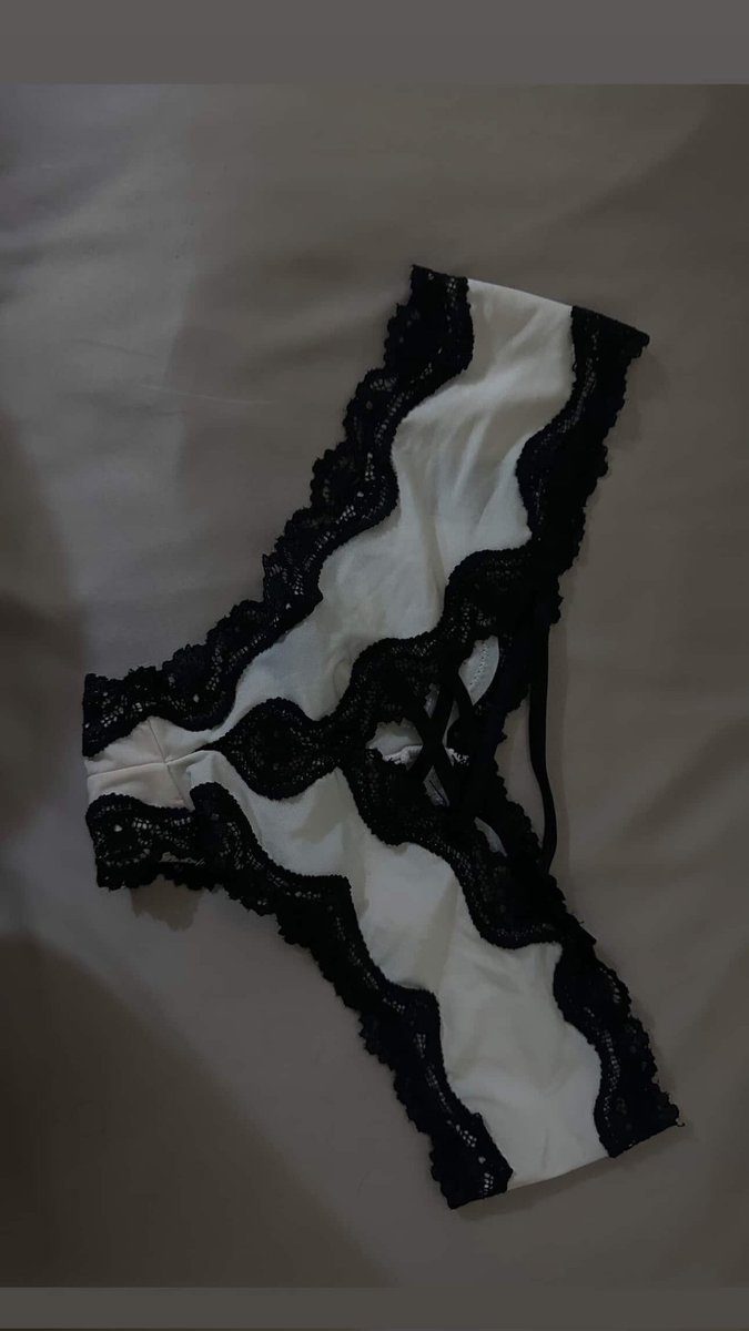 هم شايفين لبسان محارمكم او لابسينها؟.. #ديوت_بدويٌّْ #ديوت_أمي #فيمبوي_عراقي #خاضع #مديثتك #معصيتّيَ_رِحّتِي