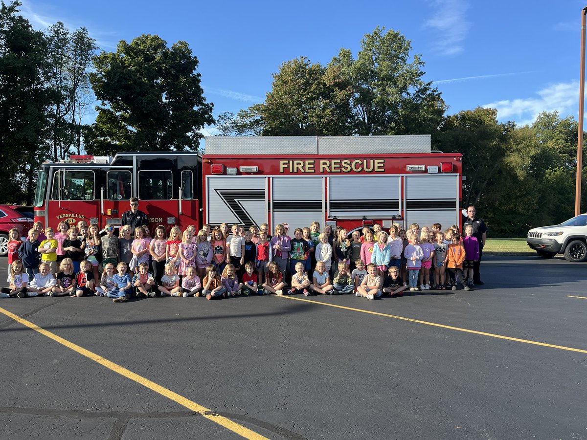 HalcombTammy's tweet photo. SRES first grade students learned about fire safety from the Versailles Firefighters! https://t.co/qvLrym5mdG