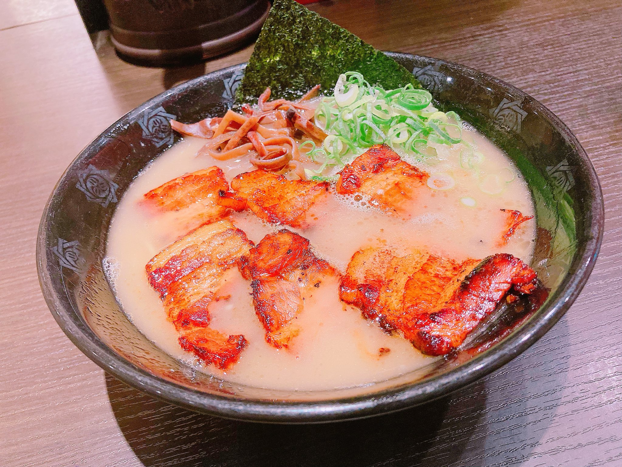 DESCENTE - ラーメン好き DESCENTE - ラーメン好き M.G.T🎧 on X: