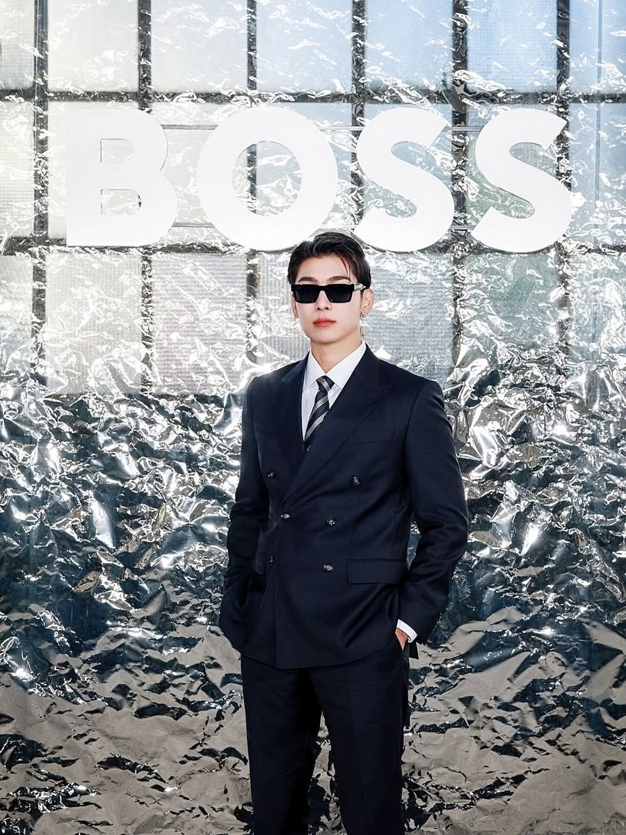 StarTodayEnt's tweet photo. แกลมไม่ไหว!! “มิว ศุภศิษฏ์” ร่วมงาน Fashion Week ระดับโลก 2 งานกับ 3 แบรนด์ดัง

HMxLondonxMEW 
#HMLondonFWxMEW  #BOSSsummer26xMEW  #BOSSSU2026xMEW #TodsSS26xMEW #TodsMilanoxMEW #MewSuppasit

🔗​https://t.co/N4LUeiYcg0 https://t.co/AIGwl8WvlA