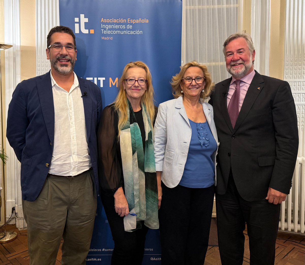AEIT Madrid (@aeitmadrid) on Twitter photo 🌐 El 1 de octubre, la <a href="/AeitMadrid/">AEIT Madrid</a> celebró un encuentro sobre accesibilidad digital, destacando el papel clave de los ingenieros de telecomunicación.
💡Puedes acceder a la jornada completa a través de nuestro canal de YouTube: youtube.com/watch?v=2TEIKs… 🌐 El 1 de octubre, la <a href="/AeitMadrid/">AEIT Madrid</a> celebró un encuentro sobre accesibilidad digital, destacando el papel clave de los ingenieros de telecomunicación.
💡Puedes acceder a la jornada completa a través de nuestro canal de YouTube: youtube.com/watch?v=2TEIKs…
