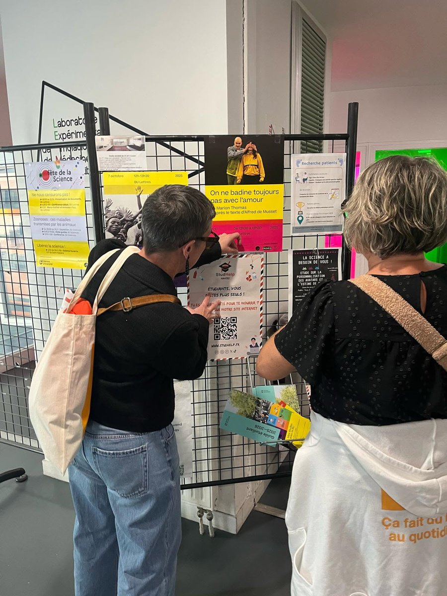 StudHelp_'s tweet image. StudHelp Nantes a organisé la Journée de Solidarité de UpCoop Nantes !🧡
Distribution de flyers&amp;amp;affichage, collecte de produits alimentaires&amp;amp;d&apos;hygiène &amp;amp;une distribution des colis aux étudiants. 
Merci à toutes les personnes mobilisées, bénévoles engagés &amp;amp; membres de UpCoop🙏✨