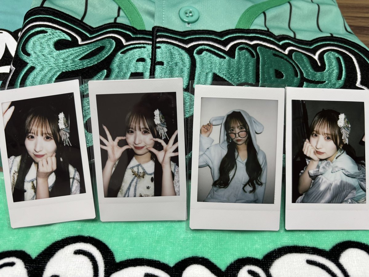 kn_panda25's tweet photo. お家になちさんグッズたくさんで嬉しい🧚‍♂️🪄︎︎
毎日眺めて、幸せもらってます💚💚💚
LIVE楽しみ🫶
 #きゃんちゅー  #小川奈々子
 #ねえねえなちさん https://t.co/TwkpKn6LK4