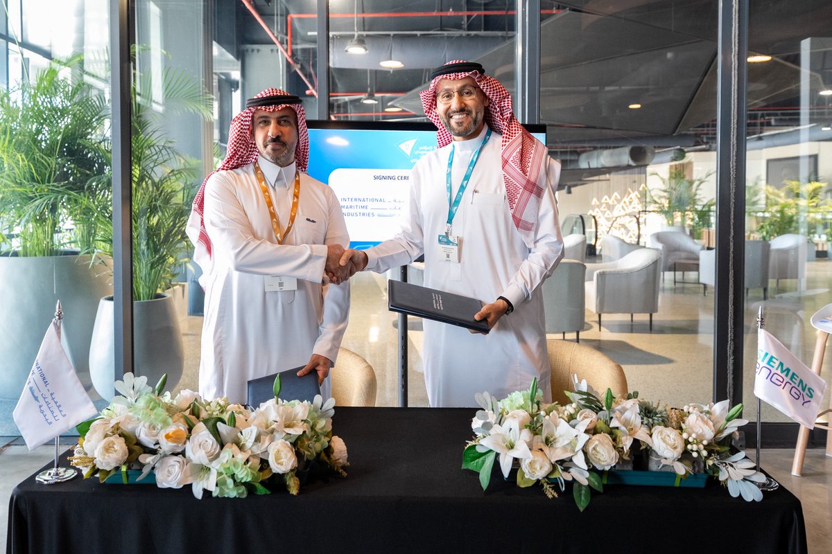 SaudiMaritime's tweet photo. Thank you to all our speakers, exhibitors, partners, and attendees who made the Saudi Maritime & Logistics Congress 2025 a huge success.

Over two days, we shared ideas, forged connections, and explored the future of maritime and logistics together.

We look forward to welcoming you back at next year’s edition of #SMLC! 

#SMLC2025 #MaritimeLeadership #LogisticsFuture

شكرًا لجميع المتحدثين، الجهات العارضة، الشركاء، والحضور الذين ساهموا في نجاح المؤتمر السعودي البحري واللوجستي 2025.

على مدار يومين، تبادلنا الأفكار، وعززنا العلاقات، واستكشفنا معًا مستقبل القطاع البحري واللوجستي.

نتطلع لرؤيتكم في المؤتمر السعودي البحري واللوجستي بنسخته القادمة!

#SMLC2025 #الريادة_البحرية