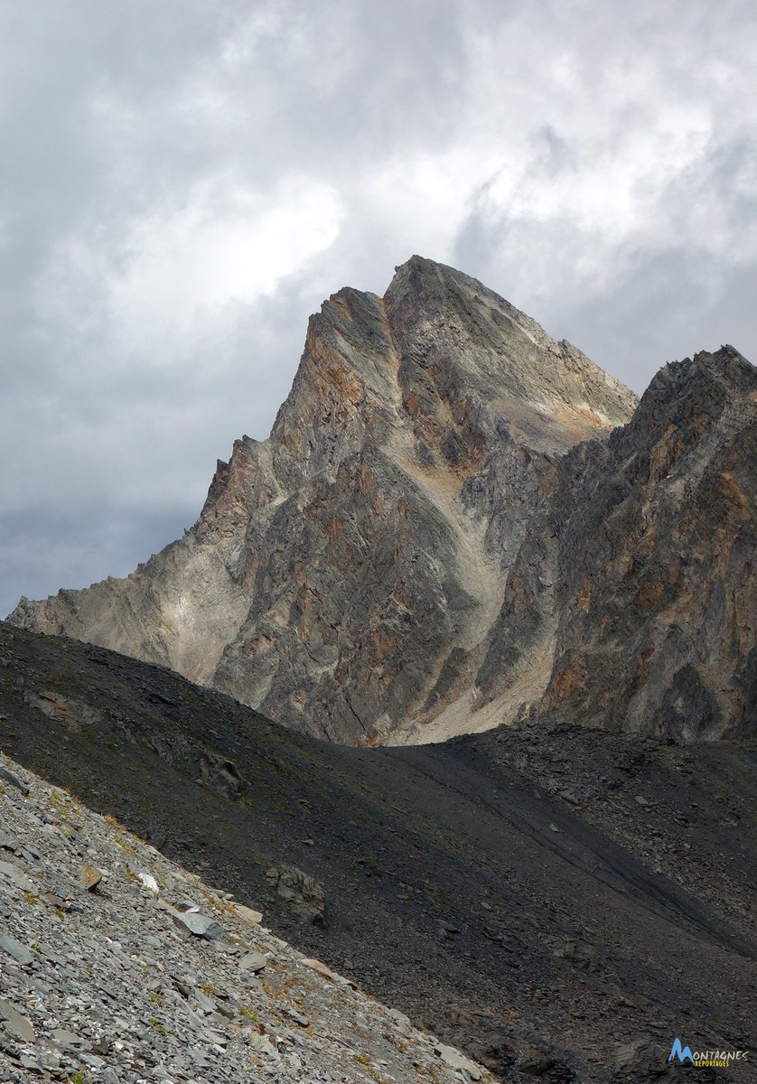 Montagnes Reportages (@montagnreportag) on Twitter photo Pic du Thabor 3 207 m.
Massif des Cerces. Hautes-Alpes Pic du Thabor 3 207 m.
Massif des Cerces. Hautes-Alpes