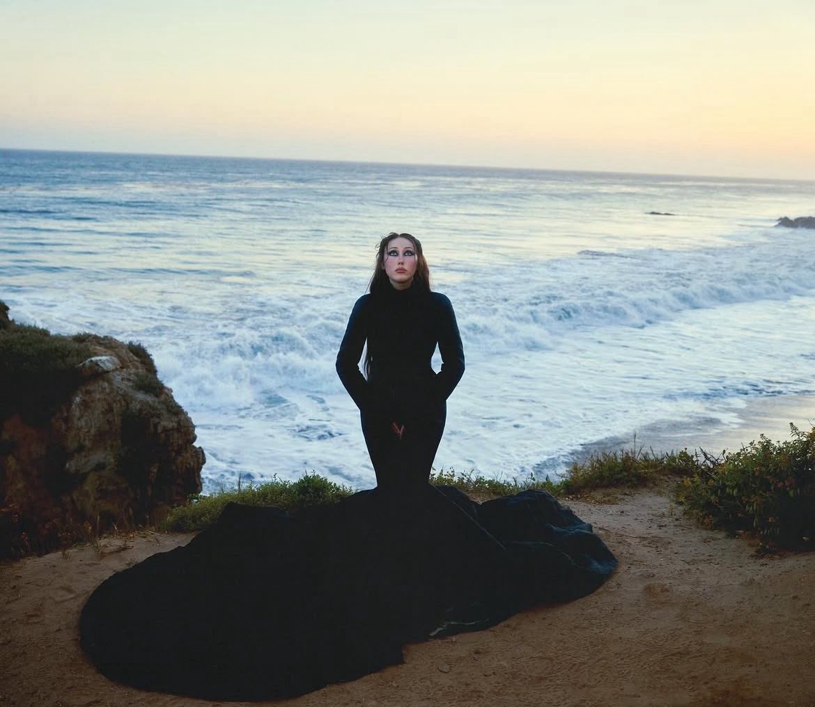 NEW SUPRISE SONG CALLED "IF THERE'S A HEAVEN" OUT AT MIDNIGHT.