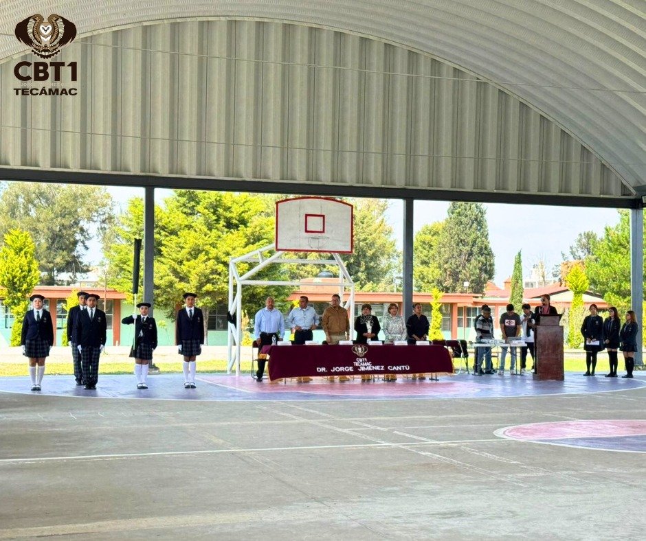 El día de ayer se llevó a cabo la ceremonia cívica correspondiente al mes de octubre del turno vespertino, conmemorando importantes fechas que fortalecen nuestra identidad y compromiso social.