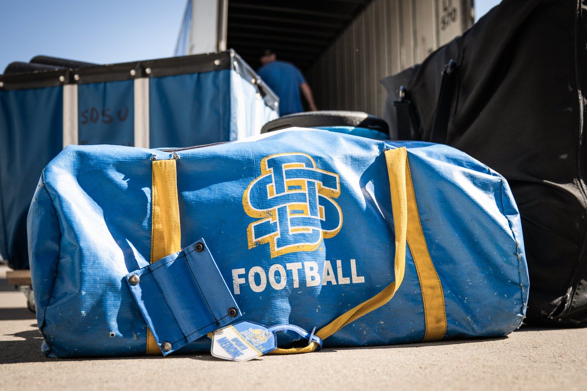 GoJacksFB's tweet photo. Next stop: Youngstown, OH📍 https://t.co/ommMEZ31ws