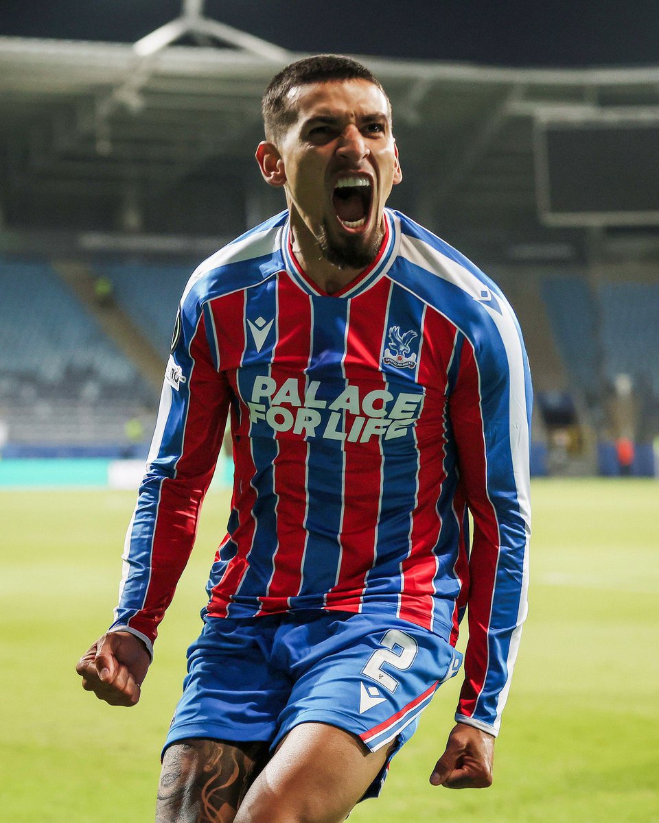 🇨🇴 Daniel Muñoz se convirtió en el PRIMER JUGADOR en convertir un gol por competencia europea para el Crystal Palace ❤️💙