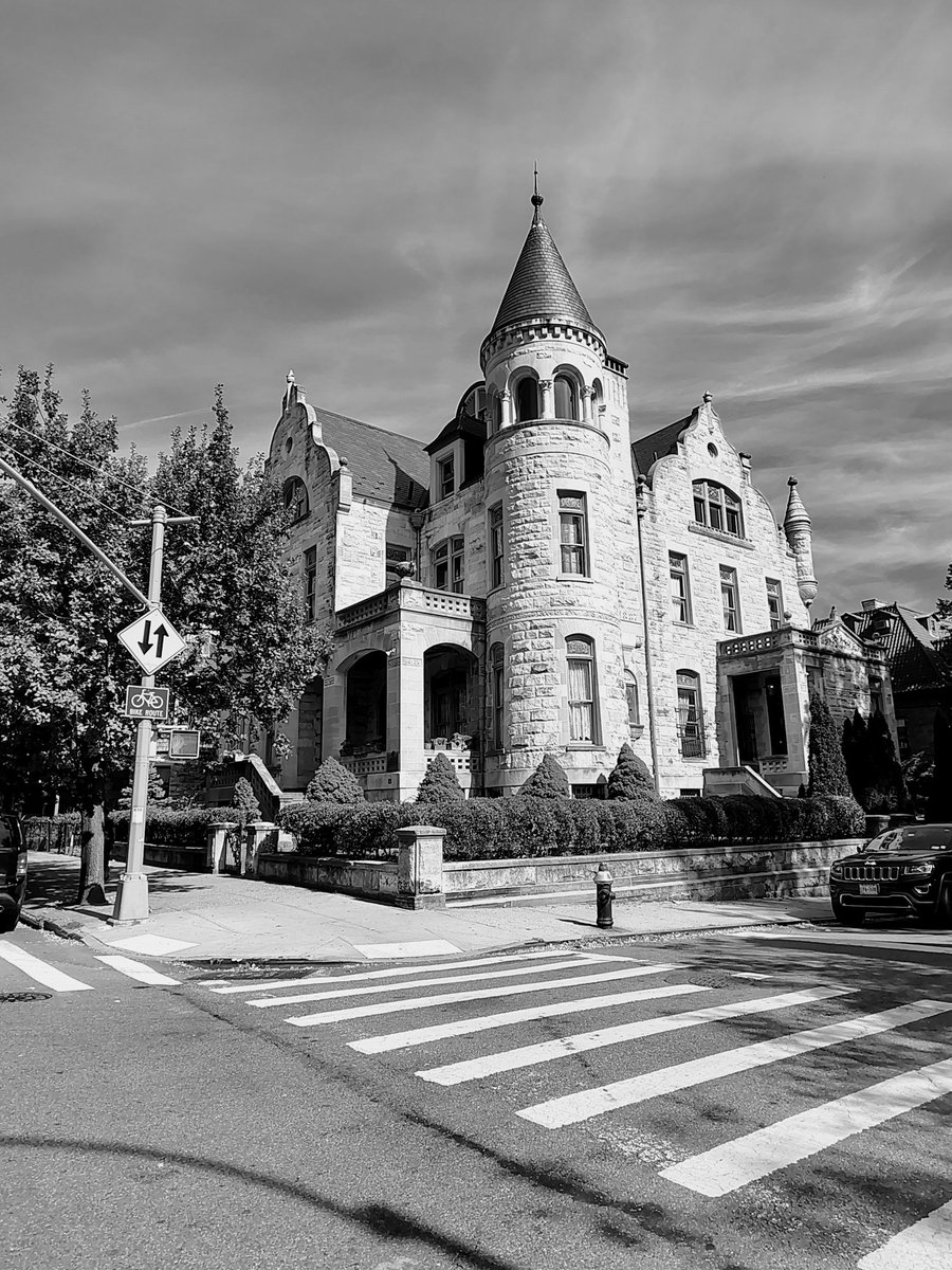 dawson37372's tweet image. NYC HARLEM HISTORY #BAILEYHOUSE