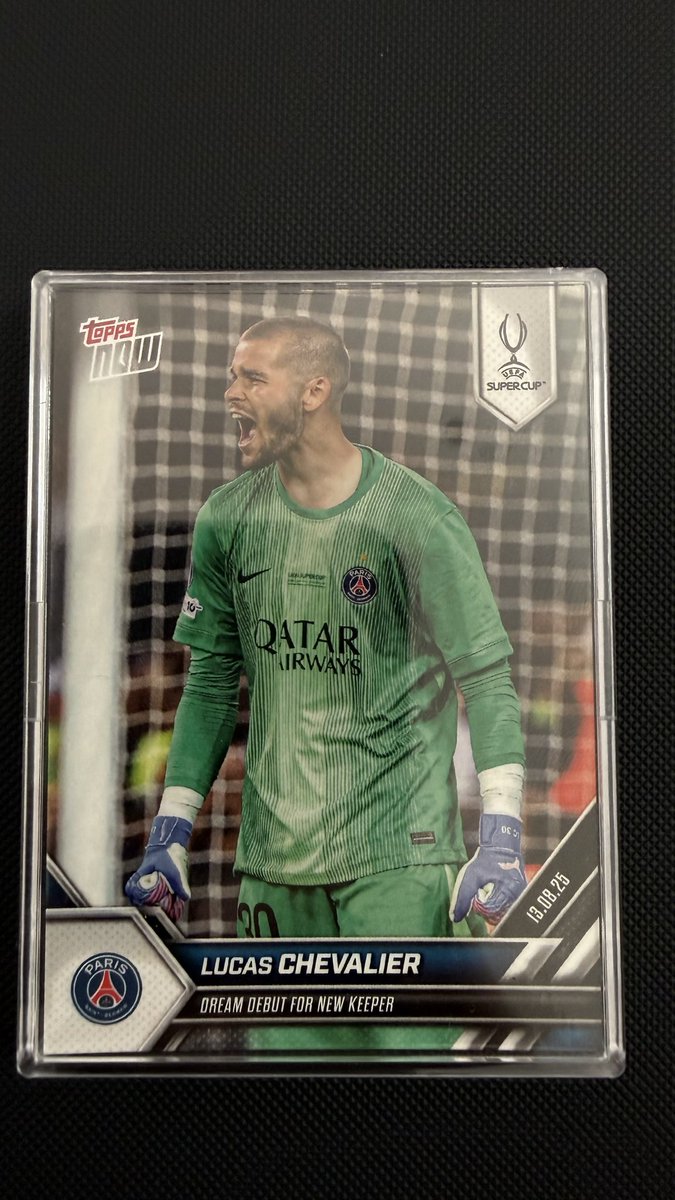 🃏Je vous partage une de mes passions personnelles. 

Je vous présente ma collection de cartes de Lucas Chevalier !🧤🔴🔵

Vous aussi vous collectionnez ?👀

#PSG | #Cards | #UCL | #Paris | #Chevalier