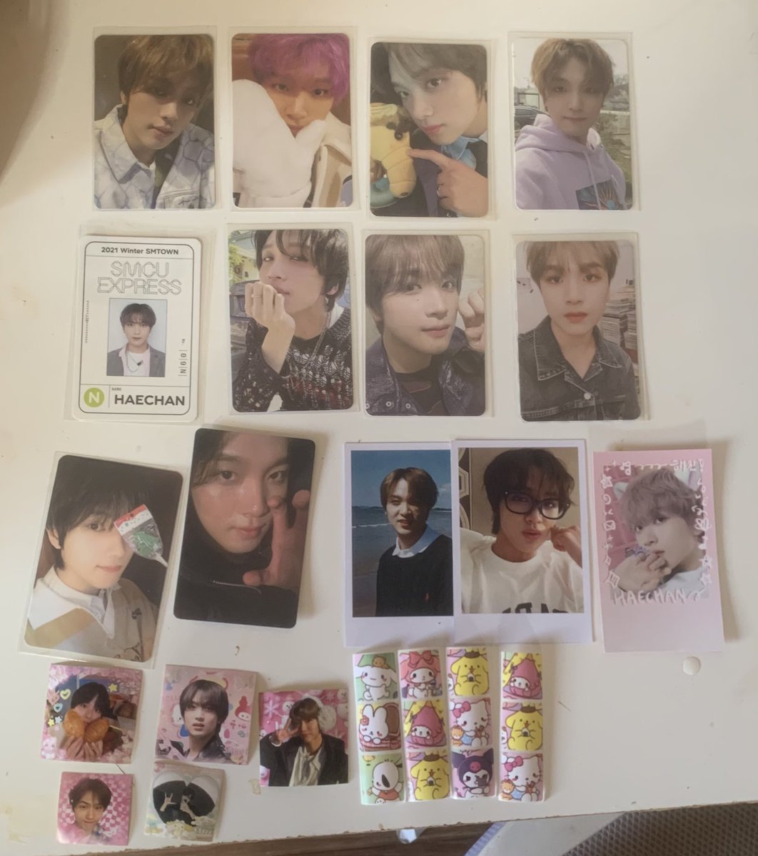alfadohaechan's tweet photo. feedback positivo pra @deslumi !! as cegs foram super tranquilas e chegou tudo certinho! houve um problema com um dos cards por causa da seller mas deu tudo certo no final. os cards vieram bem embalados e com brindes fofissimos 💞 https://t.co/ZKJoeRowj2