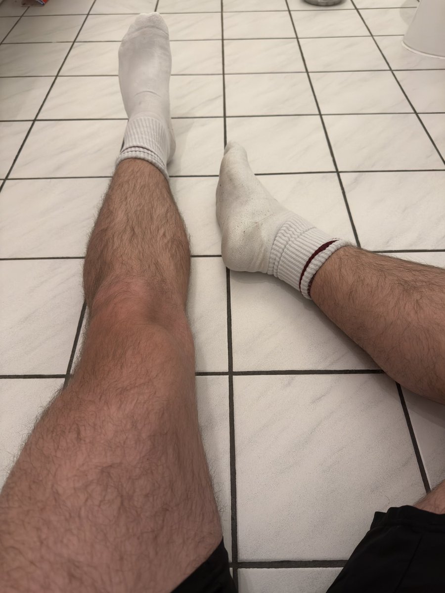CashmasterStan's tweet photo. Need your face as a foot stool after my run while I order some well deserved food with your credit card. Life is beautiful, isn’t it? 

Findom male malefindom gay atm cashpig cashcow cashmaster sub dom feet socks sports sweaty https://t.co/l8IOxiwNYE