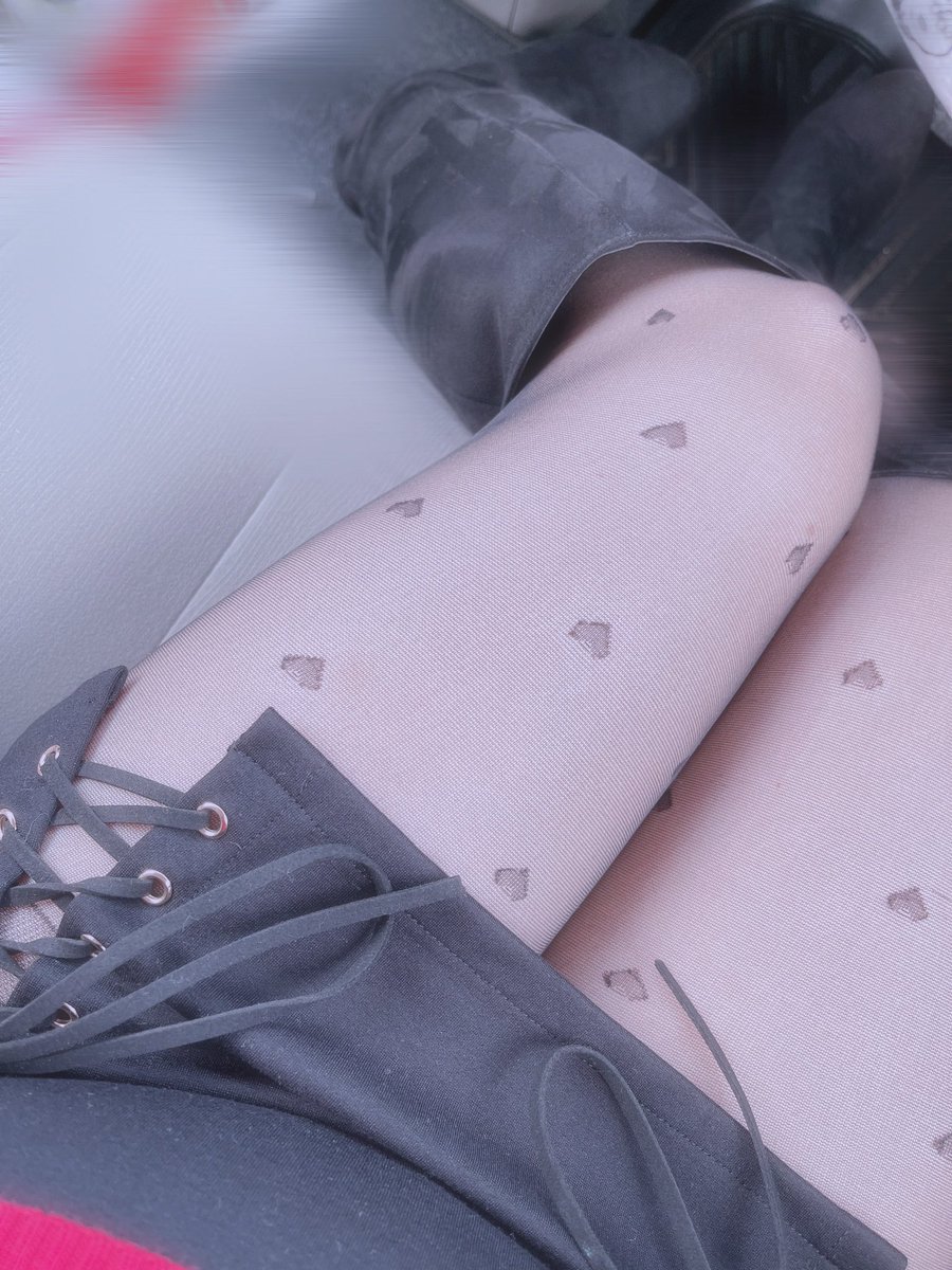 4zfbiljf20z0's tweet image. ムラムラしてたらとりあえずここ。 ⇒ is.gd/rcHrUo すんごい可愛い子が性欲とストレス発散してるよ♡ 最初は抵抗あるかもだけど、ここは初心者向けだから無料体験してみれば？