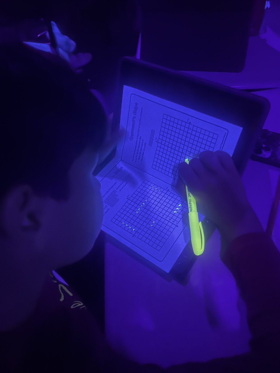 mrsgordonmis's tweet photo. More blacklight math! https://t.co/GtEqjtqHXI