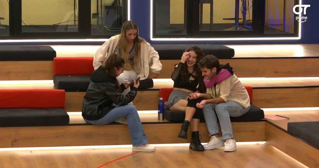 femmenfeu's tweet photo. ya hay grupitos y yo no soporto a este #OTDirecto2O https://t.co/dM44plCCnK