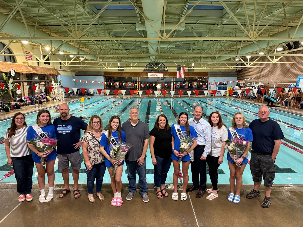 HDJ_Athletics's tweet image. What an incredible Senior Night for our D300 Girls' Swim Team - The Storm!

Last night we celebrated our amazing seniors... Thank you for everything you've given to this team! 

#StormStrong #SeniorNight #MakingWaves