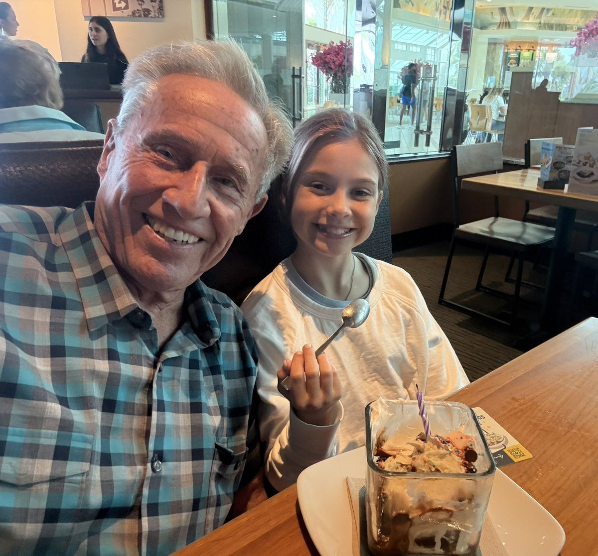 Tommy Hutton tweet media