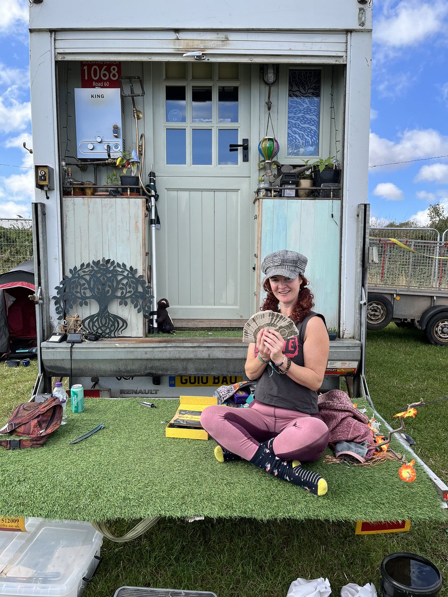 The Inbetween Tarot tweet media