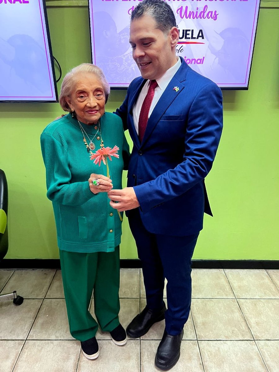 Con profundo dolor y un corazón apesadumbrado, expreso mis más sinceras condolencias por el sensible fallecimiento de la Dra. Elys Ojeda González, una de las figuras más emblemáticas y queridas de la Democracia Cristiana en Venezuela.  

Elys no solo fue una militante ejemplar,