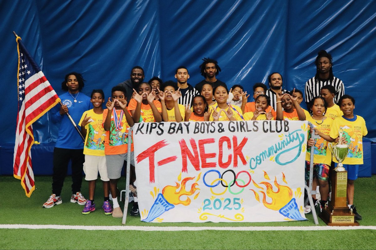 Kipsbayclub's tweet photo. 🍂🏈 From summer wins to fall action! 

Shoutout to Throggs Neck + Lucile Palmaro for big summer victories. 

Now we’re gearing up for the Kips Bay Winter Football League 🏆 Saturdays this season—stay tuned! 📣 #KipsBayStrong #YouthAthletics #GreatFuturesStartHere https://t.co/rq3dhLuqwz