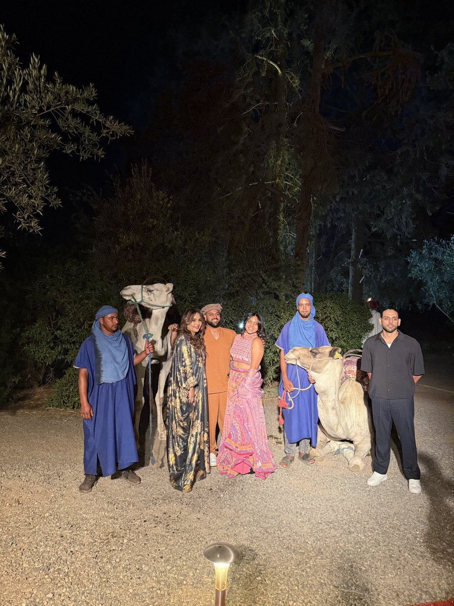 callmeprophet's tweet photo. MEANWHILE THIS HERETIC; I BE OUT IN MARRAKECH, MOROCCO - DRINKING TEA WITH MY FELLOWSHIP https://t.co/e2lwDabpyA
