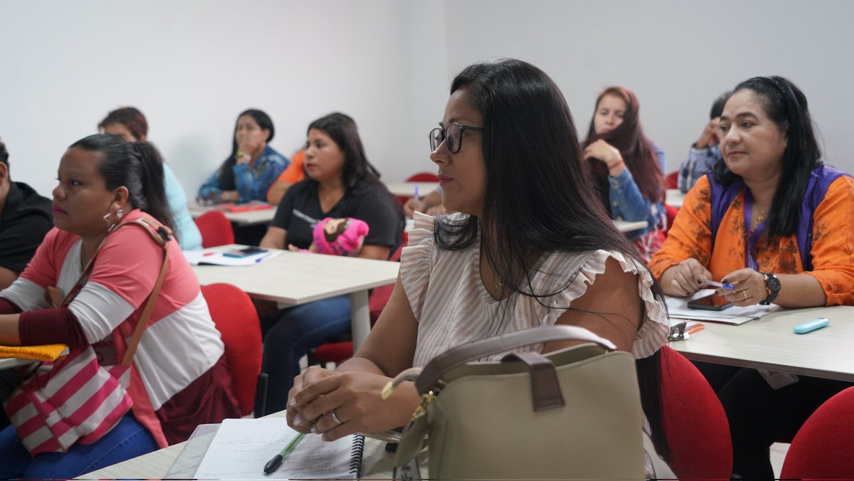 #NoticiasUBE | La Universidad Bolivariana del Ecuador inició el Programa Incubadora Inclusiva en Durán.

La Universidad Bolivariana del Ecuador (UBE), a través del Centro de Emprendimiento, Empleabilidad y Empresa (CE3), dio inicio este jueves 2 de octubre al Módulo 1 del