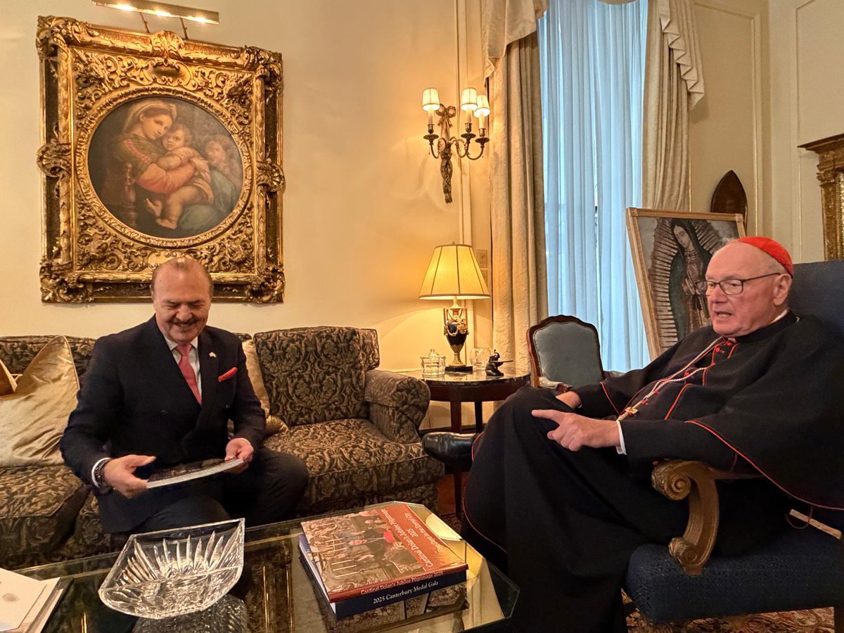 Consulado General de México en Nueva York (@consulmexnuy) on Twitter photo El Cónsul General <a href="/mbuciom/">Marcos Bucio</a> se reunió con el Cardenal Timothy Dolan <a href="/CardinalDolan/">Cardinal Dolan</a> para fortalecer la cooperación en favor de los derechos de los migrantes mexicanos en NY. 🇲🇽🤝
#DiplomaciaMX El Cónsul General <a href="/mbuciom/">Marcos Bucio</a> se reunió con el Cardenal Timothy Dolan <a href="/CardinalDolan/">Cardinal Dolan</a> para fortalecer la cooperación en favor de los derechos de los migrantes mexicanos en NY. 🇲🇽🤝
#DiplomaciaMX