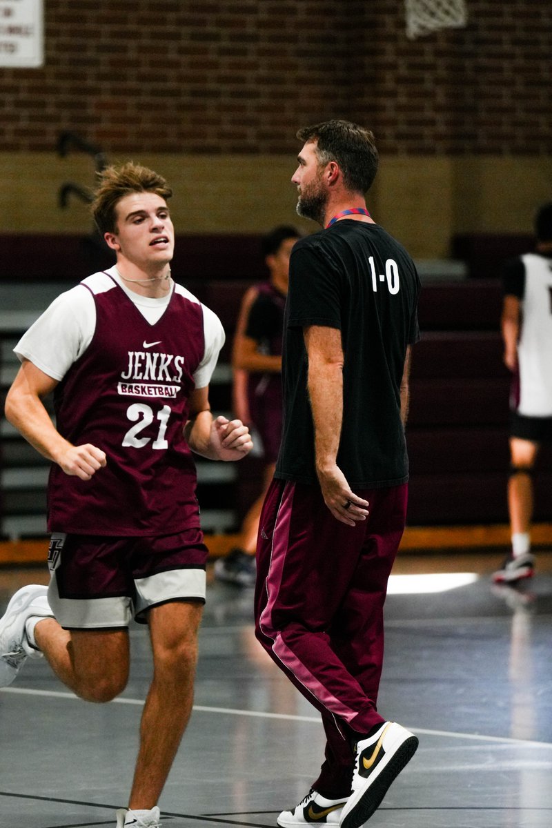 jenkstrojantv's tweet photo. Day 1 @BasketballJenks https://t.co/Jc0yXzJt3E