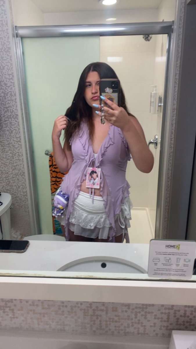 three months late but here was my atz fits (d1 nashville outfit didn’t get photographed in all her glory) ⛰️