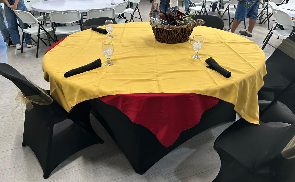 CTELFCISD's tweet photo. ๐งน๐ Happy National Custodian Day!
Huge thanks to our amazing custodial team for keeping our schools clean, safe & welcoming every day.
To celebrate, our Culinary Department treated them to a special lunch โ a small way to say THANK YOU! ๐๏ฟฝ๏ฟฝ๏ฟฝ๏ฟฝ๏ธ
#NationalCustodianDay #CTEPride https://t.co/Ub3tS9oLMB