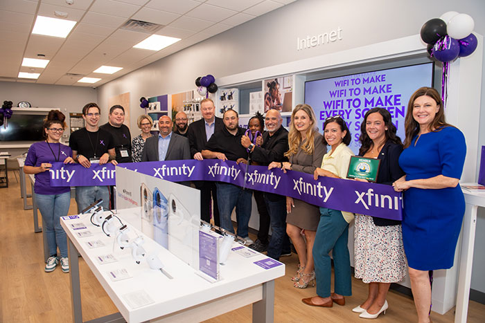 🎀✂️ Comcast just celebrated the grand opening of its brand-new Xfinity Store in Brick Plaza with the Brick Township Chamber of Commerce! jerseyshoreonline.com/brick/new-xfin…