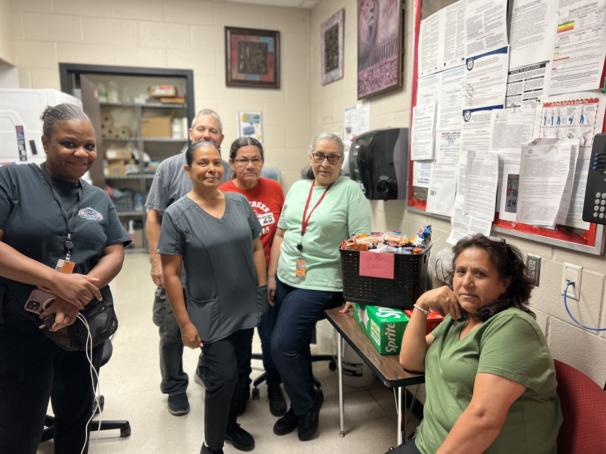 Our cleaning crew is the best. They keep us “so fresh and so clean” Thank you all for taking care of our school. <a href="/HumbleISD_WMS/">Woodcreek Middle</a>