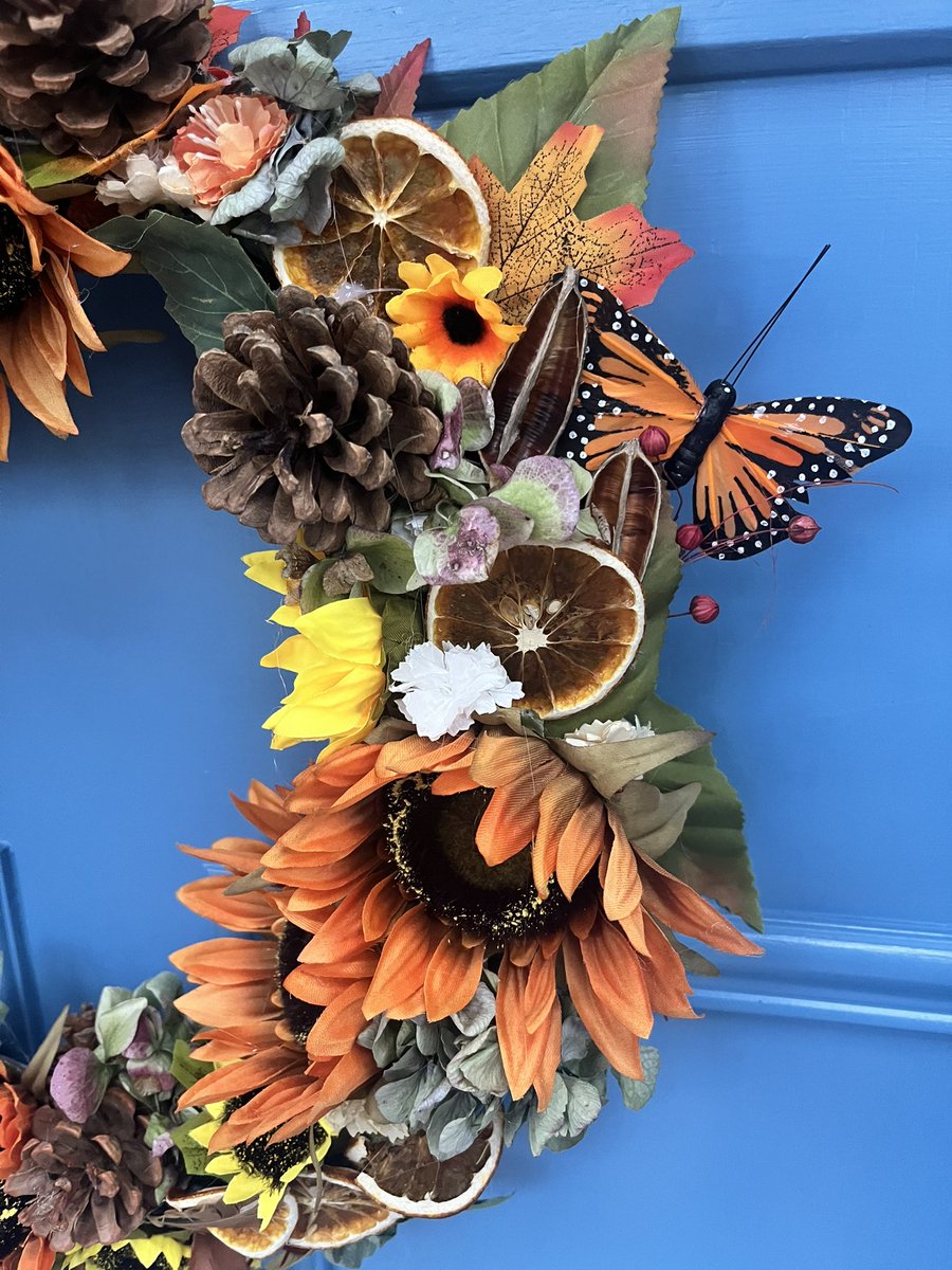 fleurrbie's tweet image. #OctoberVibes 
🧡