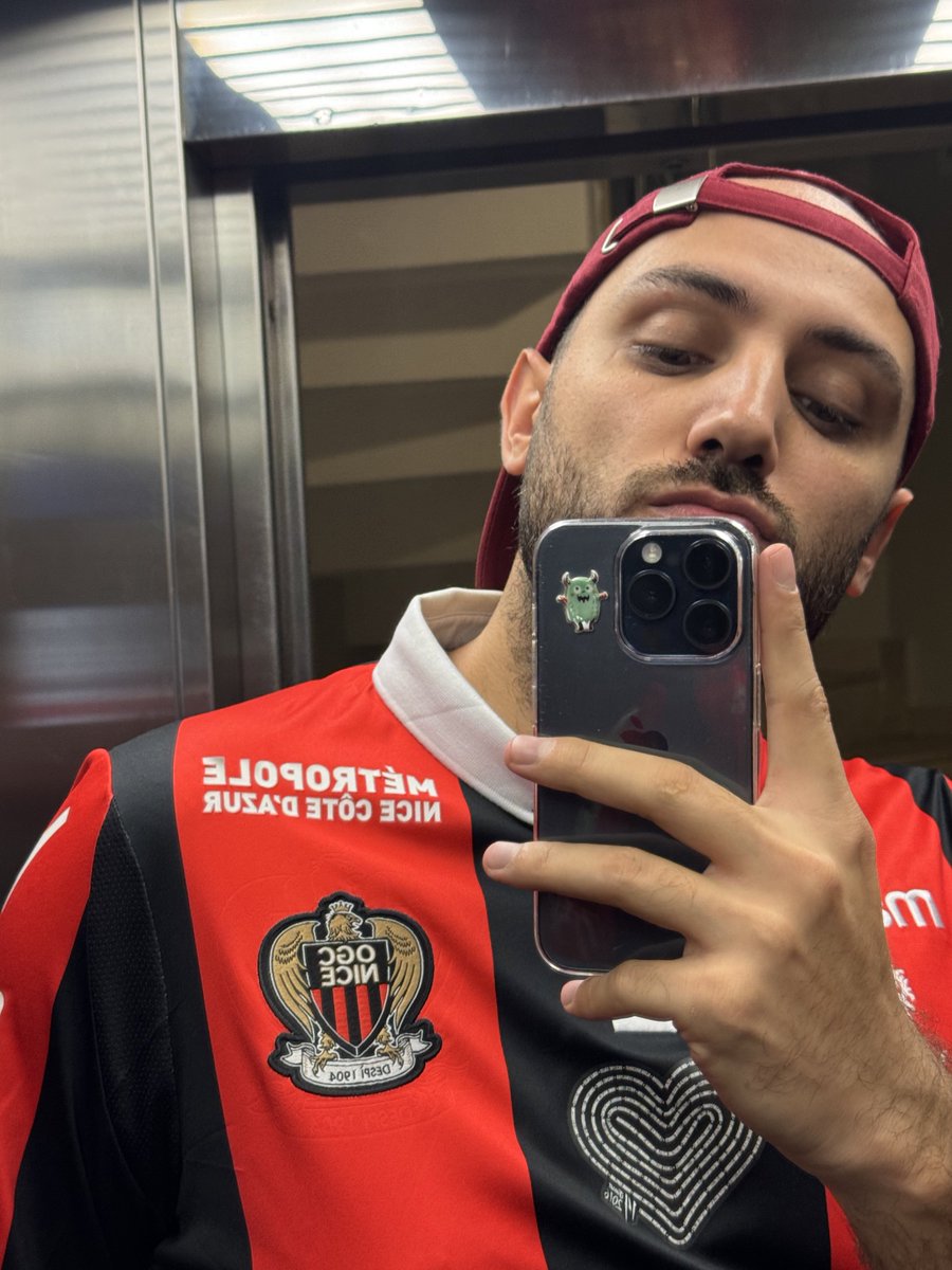 Deniz Çınar tweet media