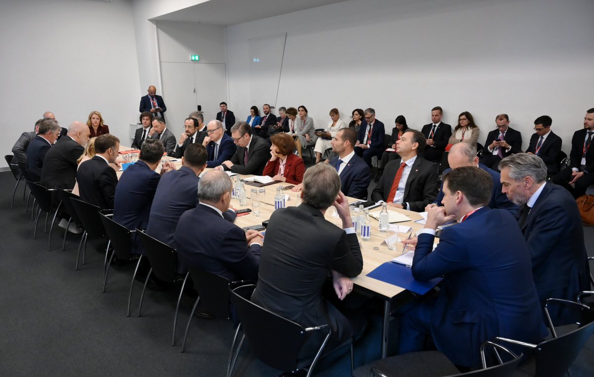 AndrejPlenkovic's tweet image. At the #EPC meeting, Croatia joined the initiative of France and Italy to launch a European coalition against drugs. Through coordinated action, we can more strongly oppose drug trafficking and other drug abuse, which threatens the safety and health of numerous citizens across…