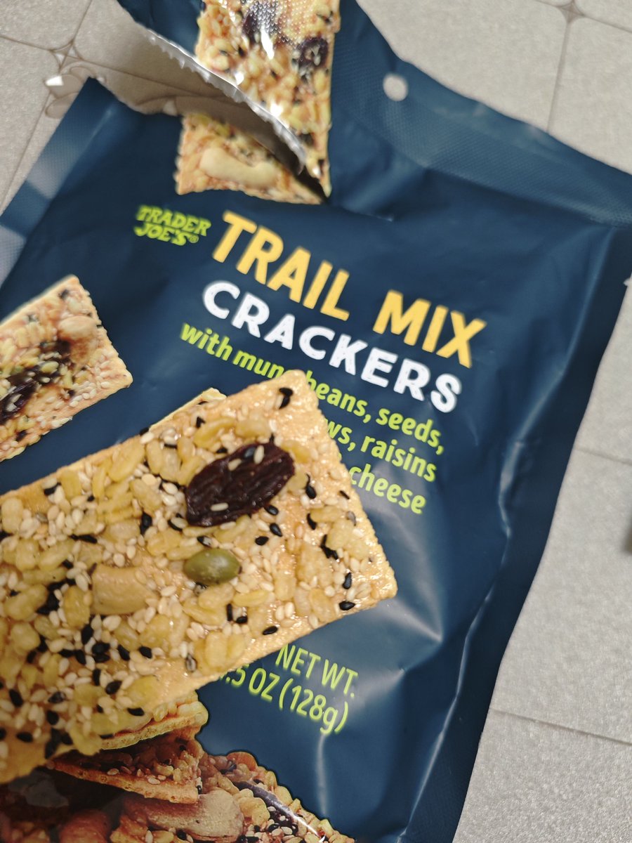so delicious🤤highly recommend this cookie