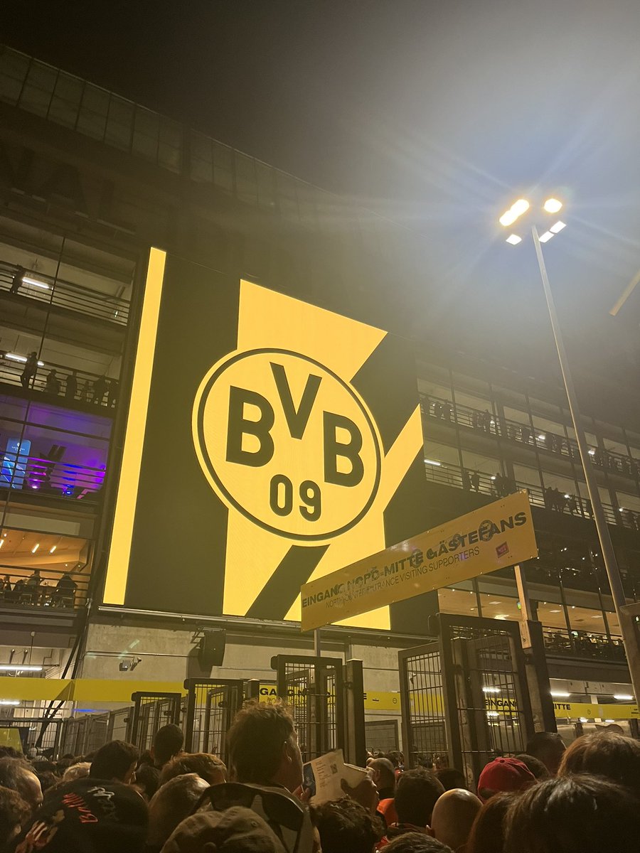 JonFerBe's tweet photo. ❤️🤍
🇩🇪🇩🇪 https://t.co/PJes0OTQtc
