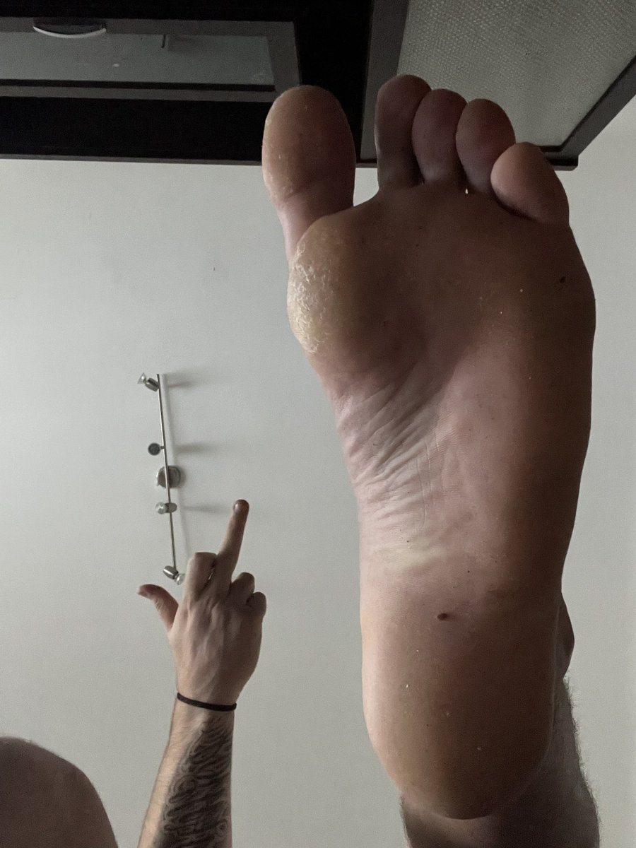 you know you want to serve me, you cannot resist, your thoughts fight yourself, you know you work for me

#Findom #Cashmaster #Feetfetish #Poppers #Cashfag #Paypig #Cuck #Worship #Finsub #Soles #Feet #Teen #Submissive #Humanatm #Mindcontrol #Tribute #Gooner #Drain