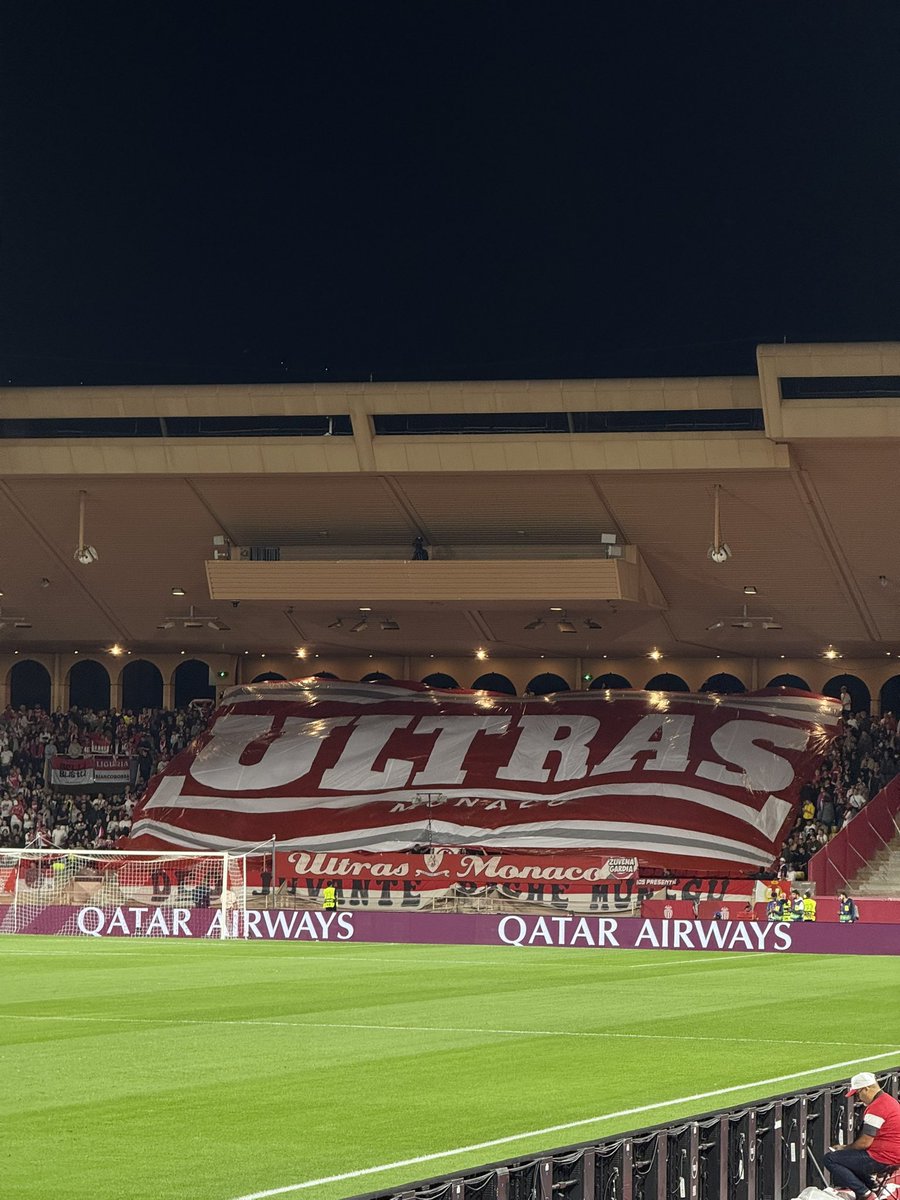 kopultraoff's tweet image. 🔴⚪️ Le tifo des @UltrasMonaco hier soir face à Manchester City 🏴󠁧󠁢󠁥󠁮󠁧󠁿 (2-2). #ASMMCI #UCL 🇪🇺
