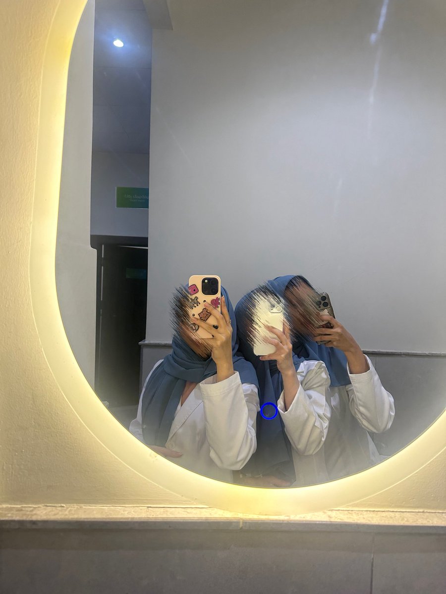 اليوم انتهى تدريبي في مركز المختص وكانت تجربة مميزة ، تعلمت واستفدت كثير من نخبة الأخصائيات و الأخصائيين ✨🩷🩷.