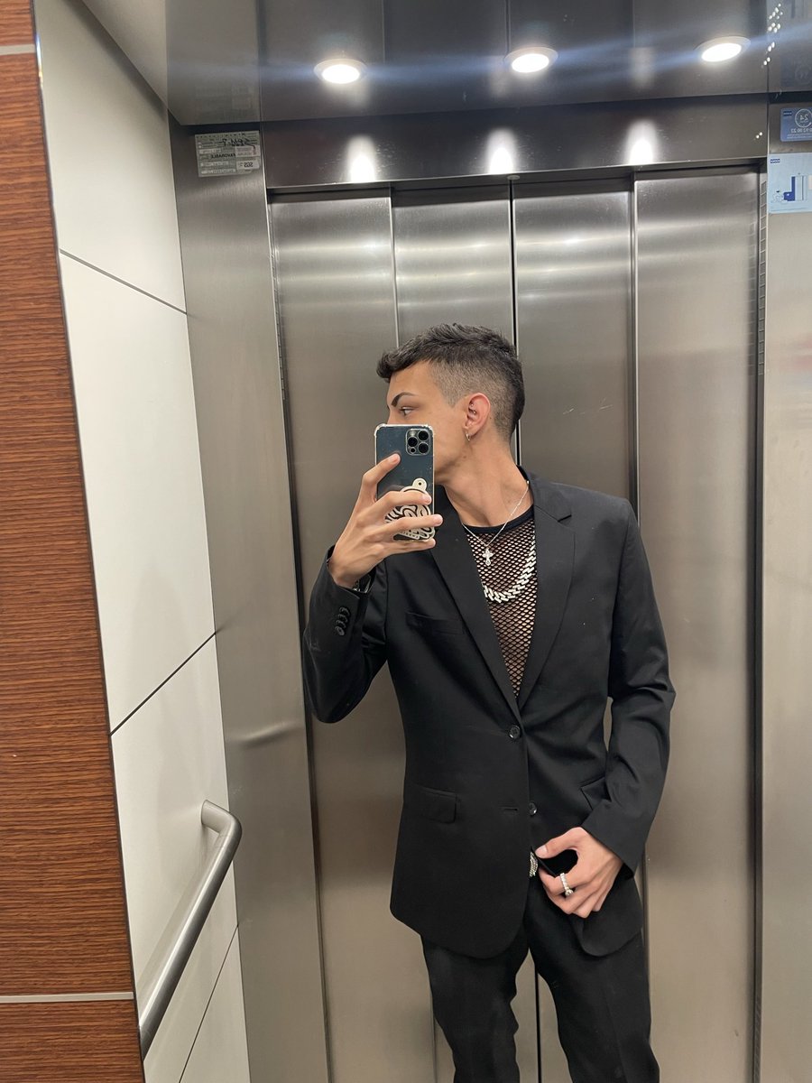 midefe's tweet image. 😼😼