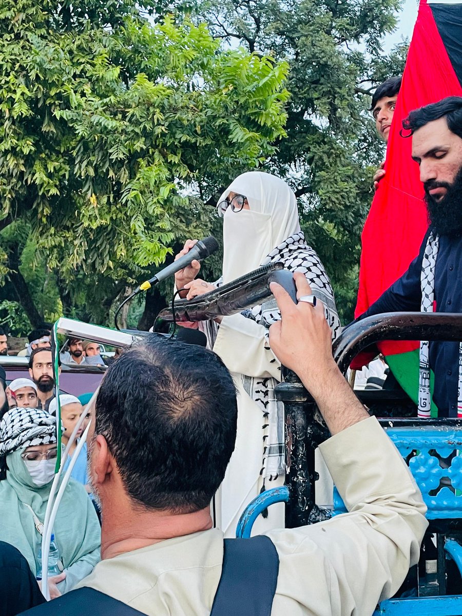 Pak_PalForum's tweet photo. Silence is complicity, SPEAK NOW!! 

#SenatorMushtaqArrestedByIsrael
#PakGovTakeAction4Sumud #GlobalSumudFlotilla 
@humairatayyaba 
4/n https://t.co/i11T9ix16A