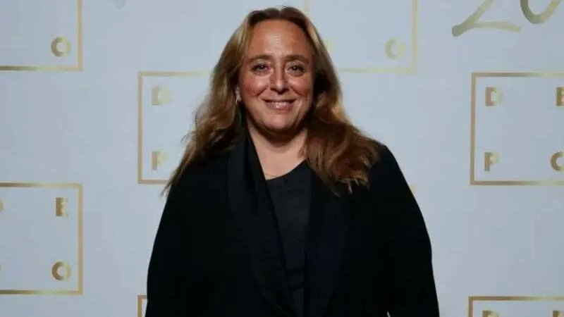 Manejer Ayşe Barım'ı ihbar eden kişi dolandırıcılık dahil birçok suçtan cezaevinde bulunan bir suçlu. Bu hükümlünün verdiği yalan yanlış bilgilerle Ayşe Barım, 248 gün cezaevinde kaldı! "Pardon" denilerek tahliye edilen Ayşe Barım'ın cezalandırmasının hesabını kim verecek?