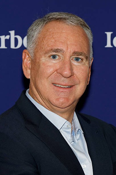 janeumayet's tweet photo. @ToodaGME @Palpatinepro @citsecurities Ken wishes he looked like that! 🤣 https://t.co/4ziptC7Wld