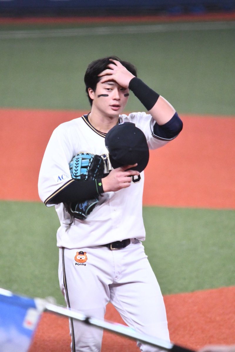 前📮とごっちゃかもしれない 表情よくて好き 10/2 #廣岡大志