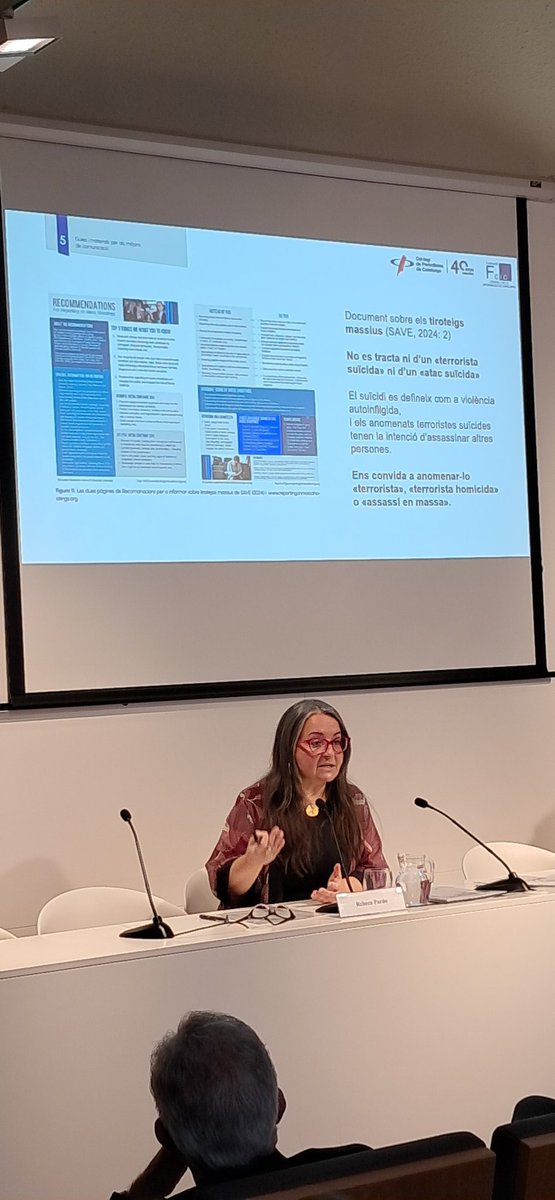 <a href="/RebecaPardo/">Rebeca Pardo</a> presenta el seu estudi sobre el tractament del #suicidi, un tema amb el que el CIC s'ha compromès. 
A Catalunya al 2024 hi van haver 614 morts per suïcidi, esdevenint un problema de salut pública.