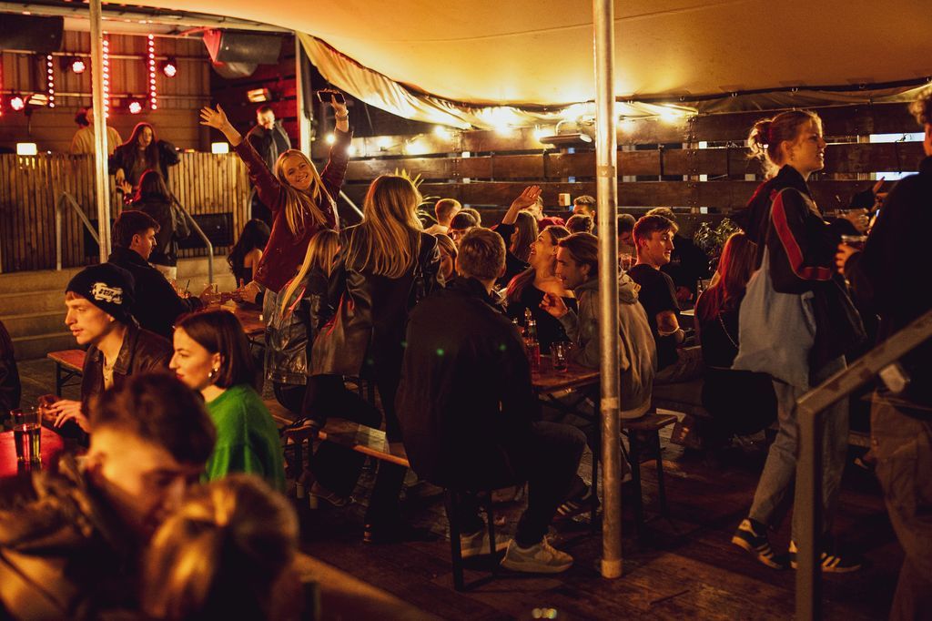 Headrow House tweet media