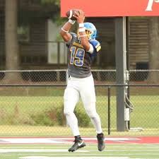 Stat Stuffers (Week 6)

<a href="/KadenLong_6/">Kaden Long</a> - 25-31 passing for 411 yds &amp; 3 TD’s (76 yds rushing, 1 TD)

<a href="/RyanGibson024/">Ryan Gibson</a> - 33 carr. for 214 yds &amp; 4 TD’s

<a href="/MartttinJerry/">Jerry martin</a> - 7 tcks, 2.5 TFL &amp; 1 sack

<a href="/d1coree1/">coree wells</a> - 15 tcks, 1 TFL, 2 FR &amp; 1 PD

prepredzone.com/2025/10/tnhsfb…

#CSS  #PRZTN
